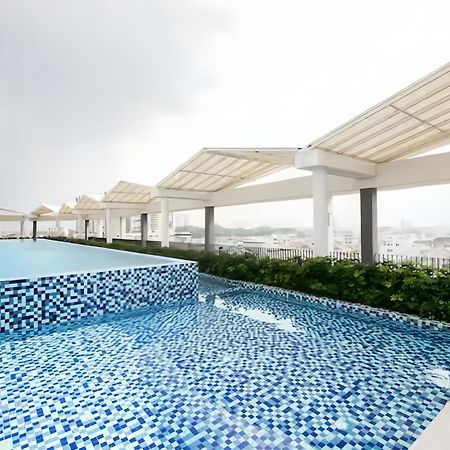 The Octagon Ipoh Appartement Buitenkant foto
