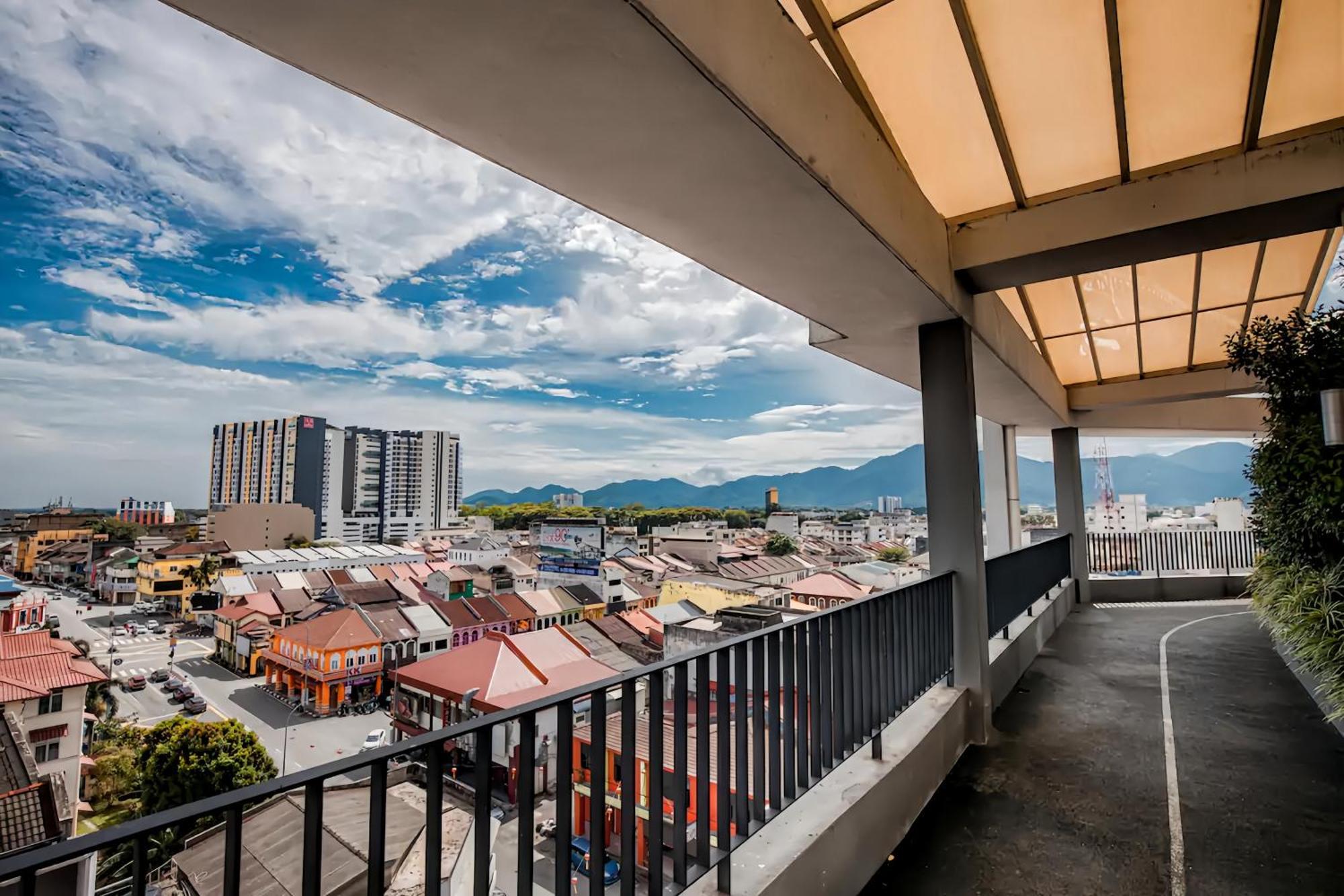The Octagon Ipoh Appartement Buitenkant foto