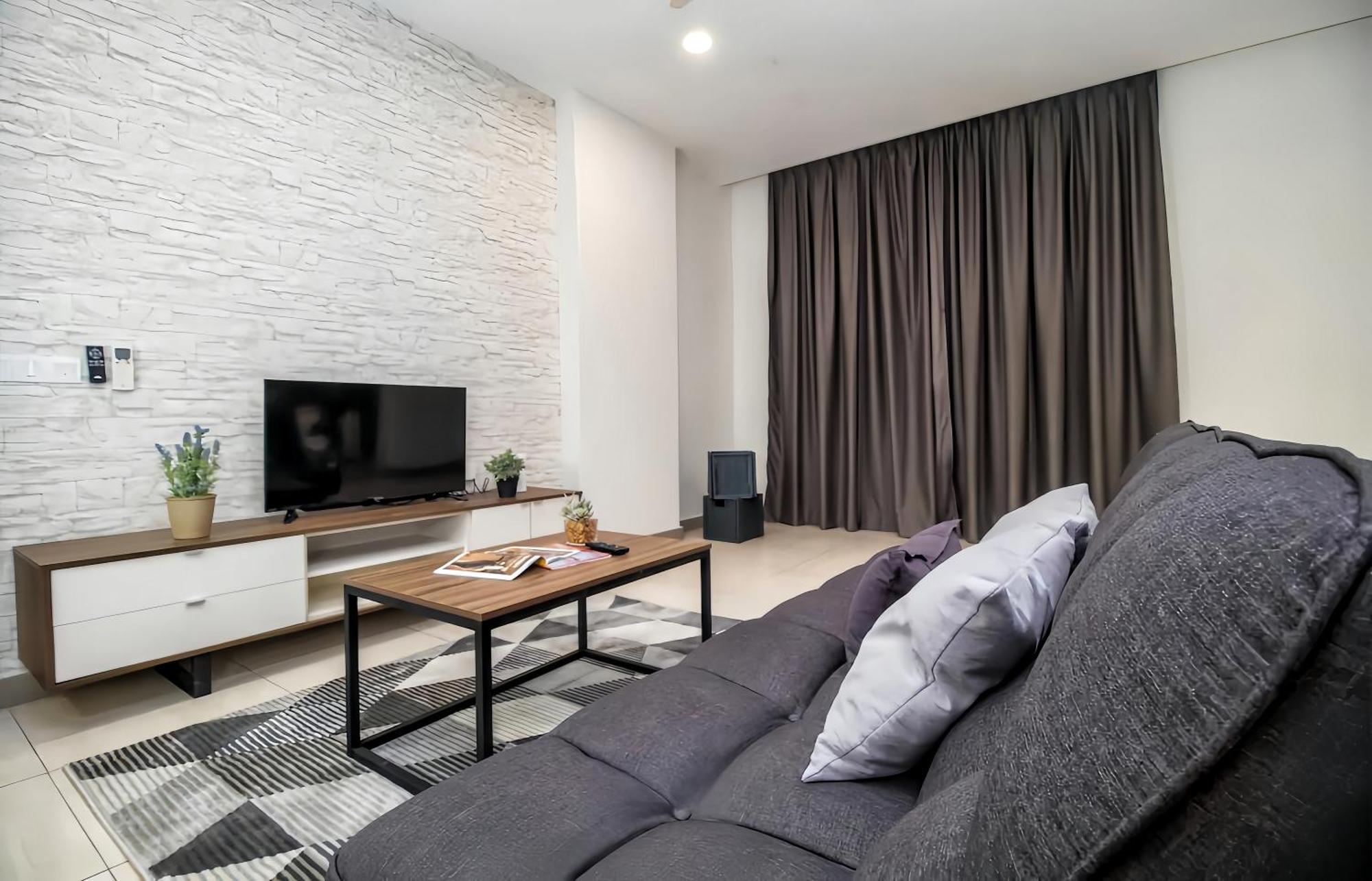 The Octagon Ipoh Appartement Buitenkant foto