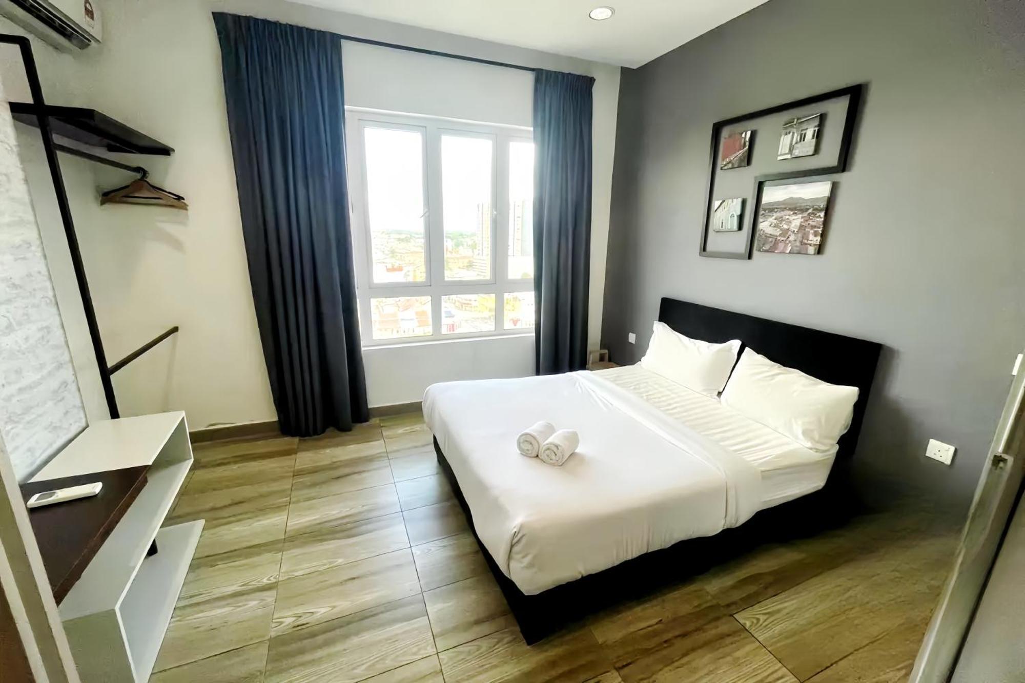 The Octagon Ipoh Appartement Buitenkant foto
