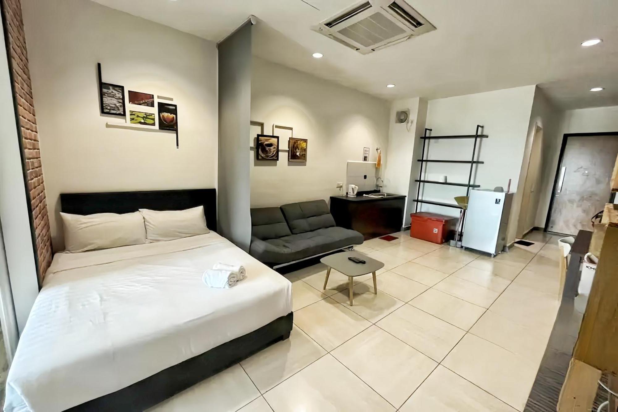 The Octagon Ipoh Appartement Buitenkant foto