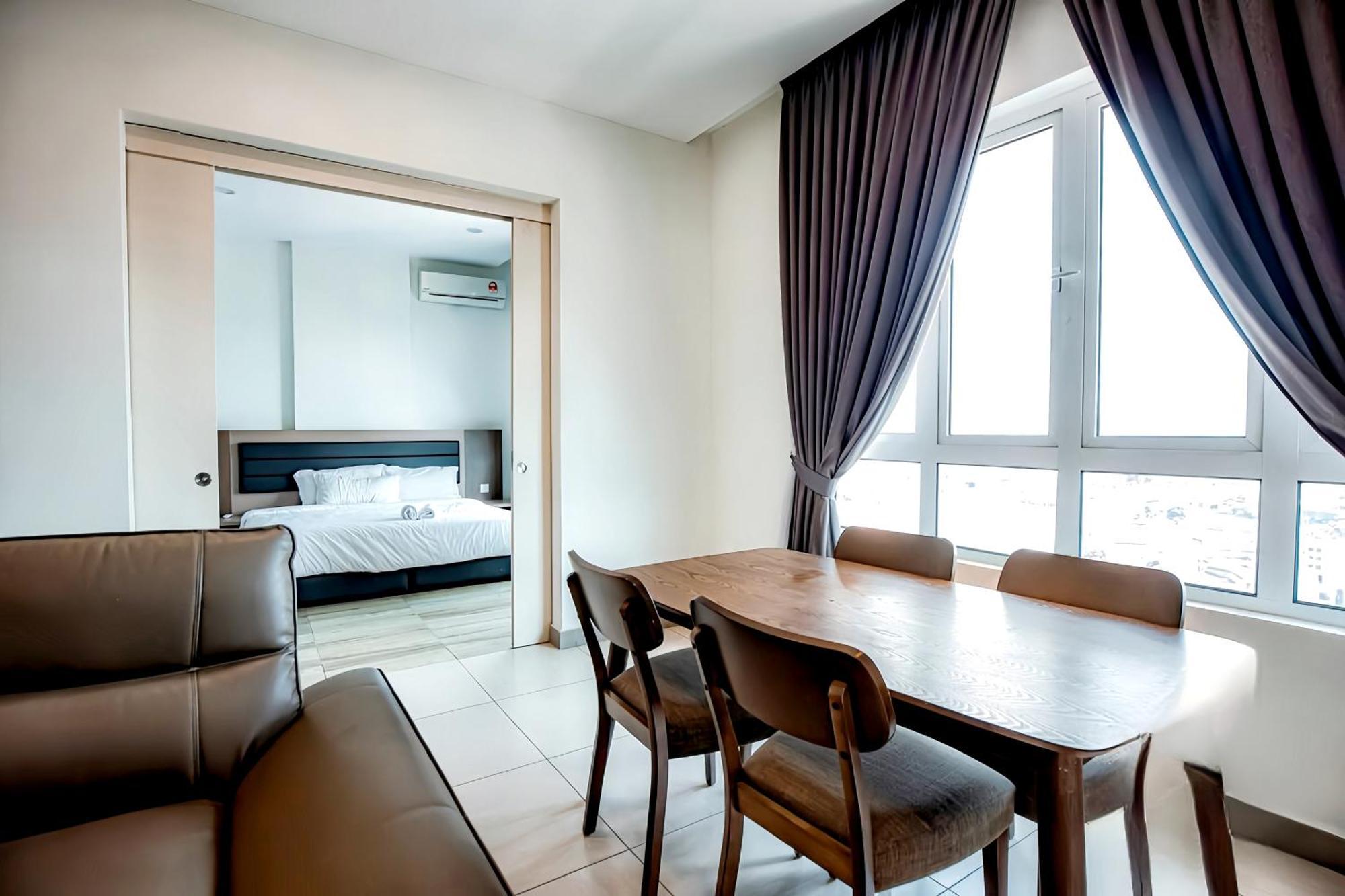 The Octagon Ipoh Appartement Buitenkant foto
